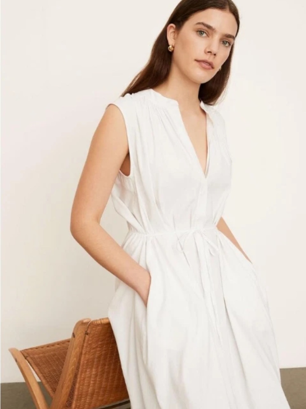 VINCE SLEEVELESS SHIRRED BAND COLLAR WHITE Linen Blend Midi DRESS Size Small